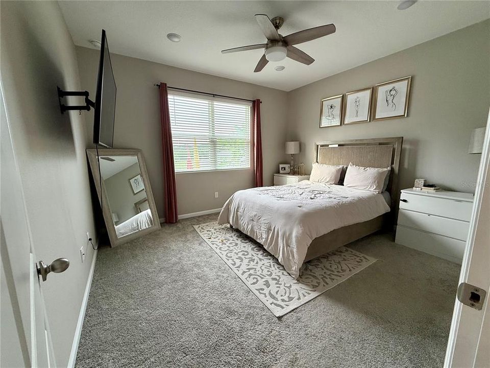 For Rent: $2,495 (3 beds, 2 baths, 1725 Square Feet)