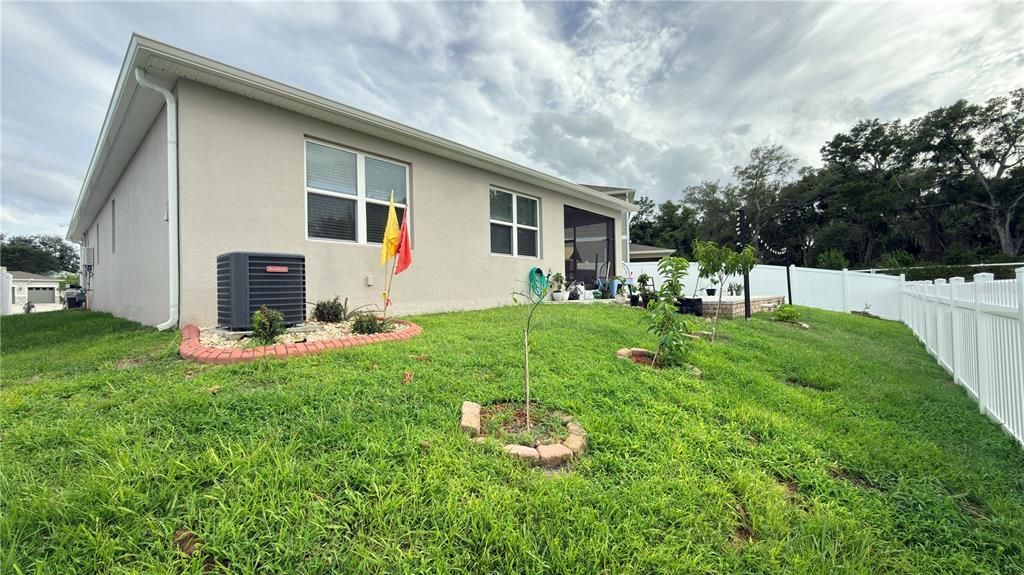For Rent: $2,495 (3 beds, 2 baths, 1725 Square Feet)