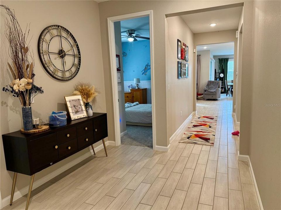 For Rent: $2,495 (3 beds, 2 baths, 1725 Square Feet)