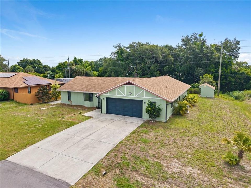 For Sale: $515,000 (4 beds, 2 baths, 2062 Square Feet)