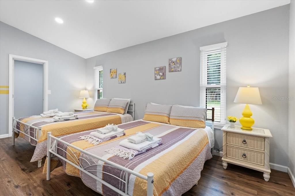 For Sale: $515,000 (4 beds, 2 baths, 2062 Square Feet)