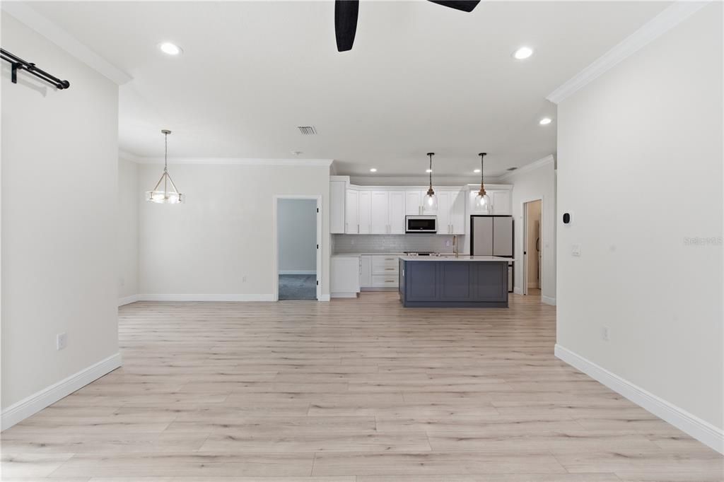 For Rent: $2,600 (3 beds, 2 baths, 1614 Square Feet)