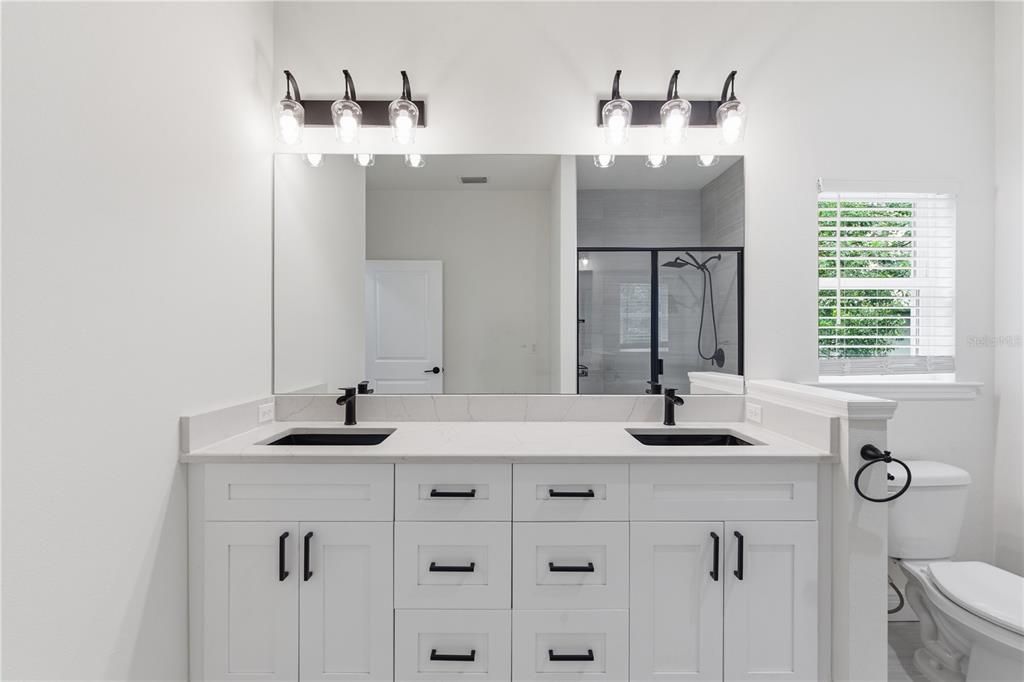 For Rent: $2,600 (3 beds, 2 baths, 1614 Square Feet)