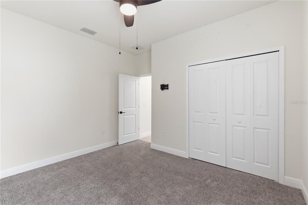 For Rent: $2,600 (3 beds, 2 baths, 1614 Square Feet)
