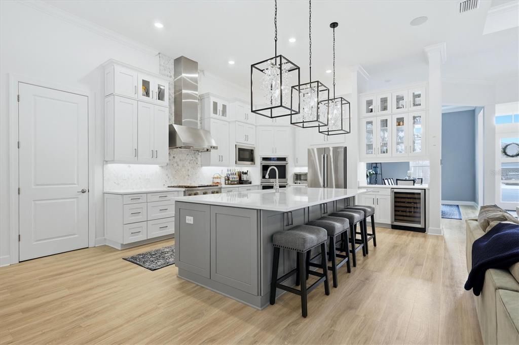 For Sale: $1,990,000 (4 beds, 4 baths, 4898 Square Feet)