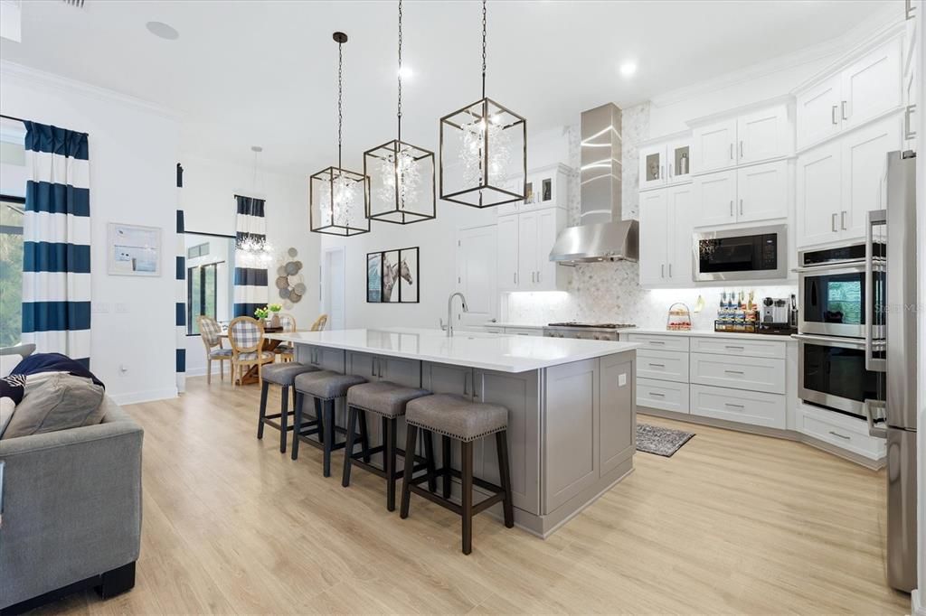 For Sale: $1,990,000 (4 beds, 4 baths, 4898 Square Feet)