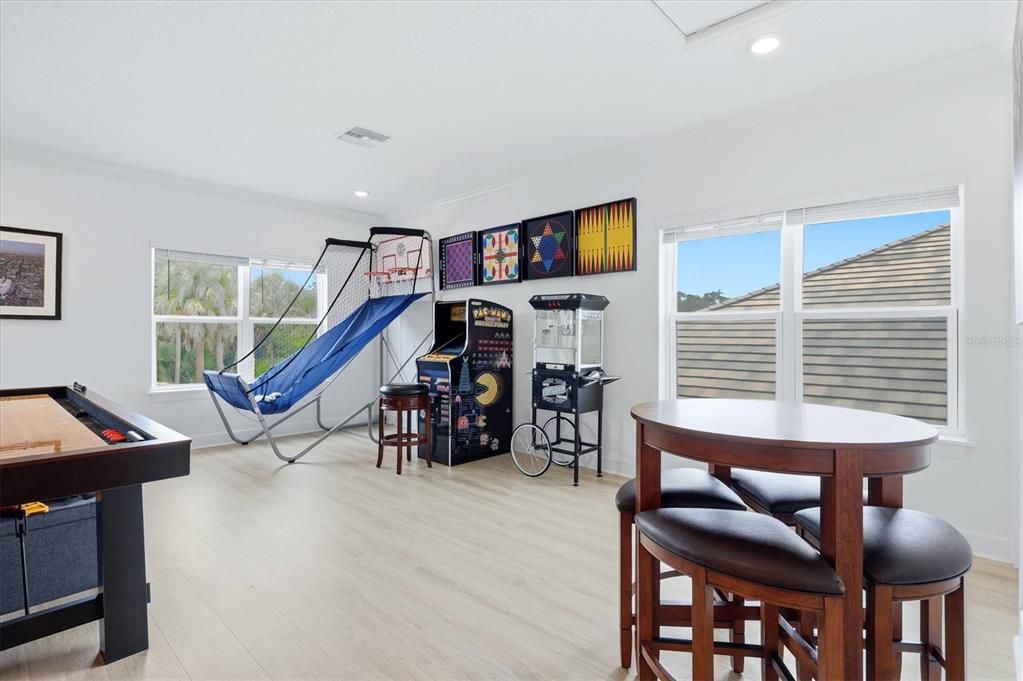 For Sale: $1,990,000 (4 beds, 4 baths, 4898 Square Feet)