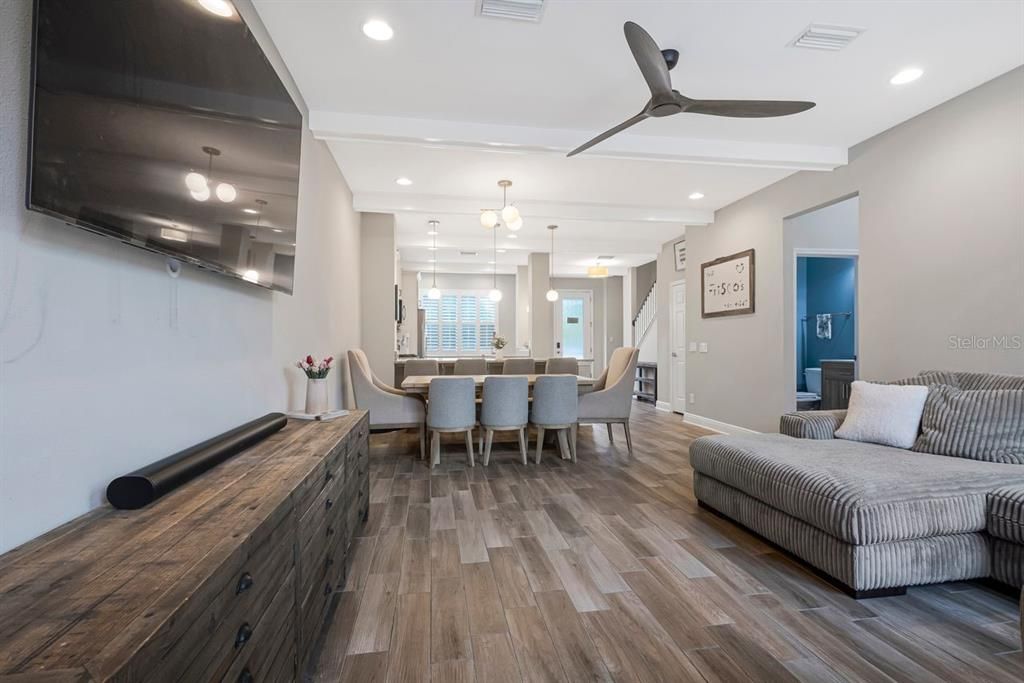 En Venta: $399,999 (2 camas, 2 baños, 1772 Pies cuadrados)
