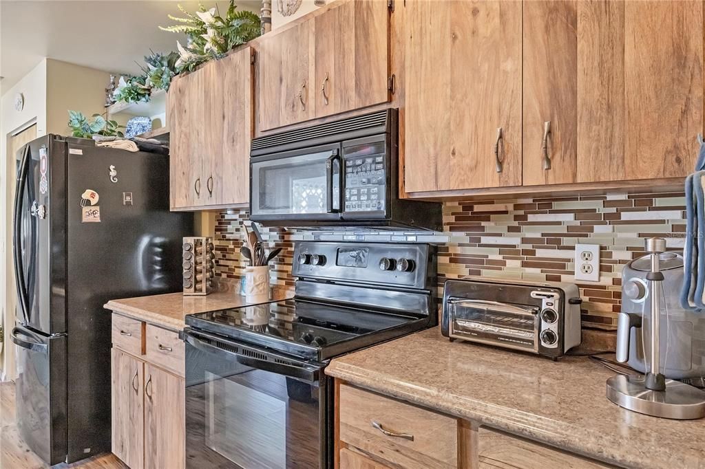 En Venta: $299,900 (3 camas, 2 baños, 1454 Pies cuadrados)
