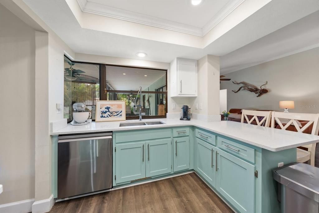 На продажу: $625,000 (3 спален, 3 ванн, 2090 Квадратных фут)