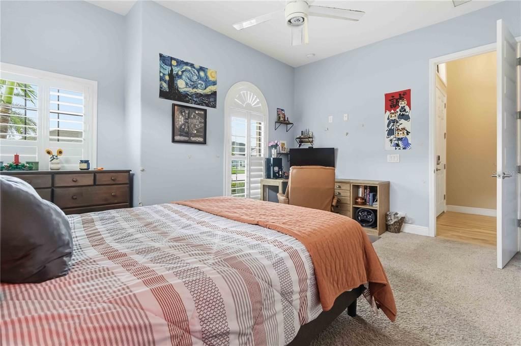 En Venta: $900,000 (4 camas, 3 baños, 3149 Pies cuadrados)