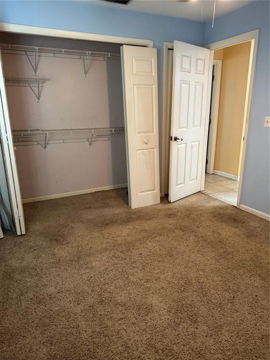 For Sale: $199,999 (3 beds, 2 baths, 1281 Square Feet)