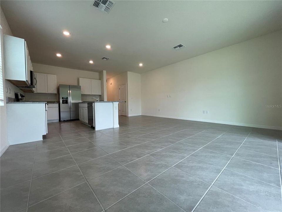 En Renta: $1,950 (3 camas, 2 baños, 1758 Pies cuadrados)
