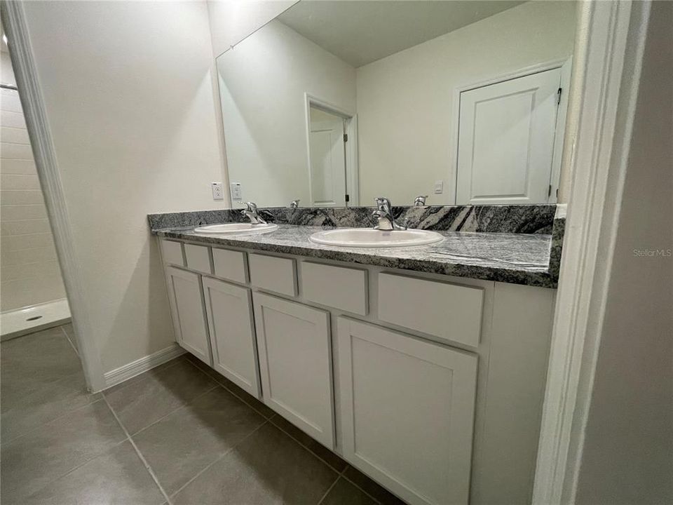 En Renta: $1,950 (3 camas, 2 baños, 1758 Pies cuadrados)