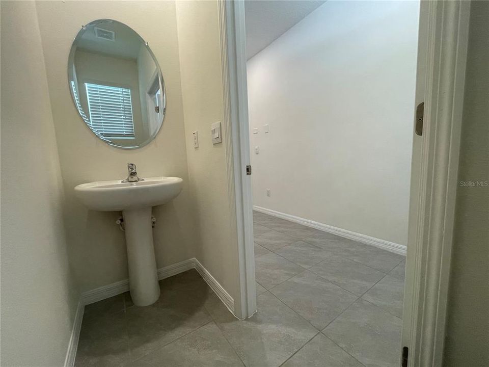 En Renta: $1,950 (3 camas, 2 baños, 1758 Pies cuadrados)