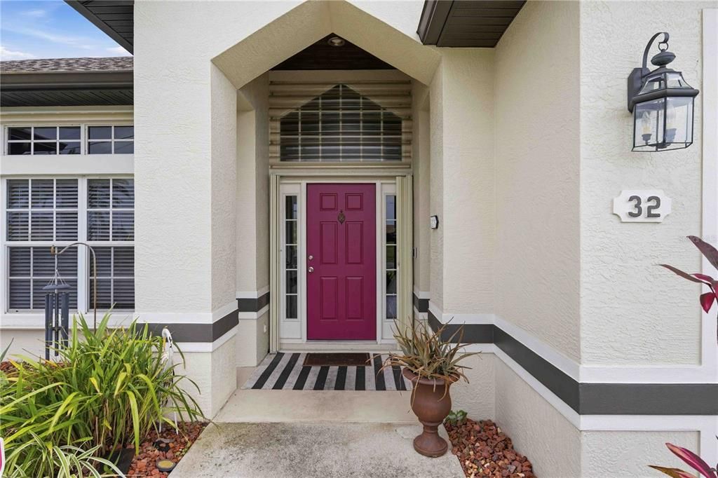 For Sale: $439,900 (3 beds, 2 baths, 2085 Square Feet)