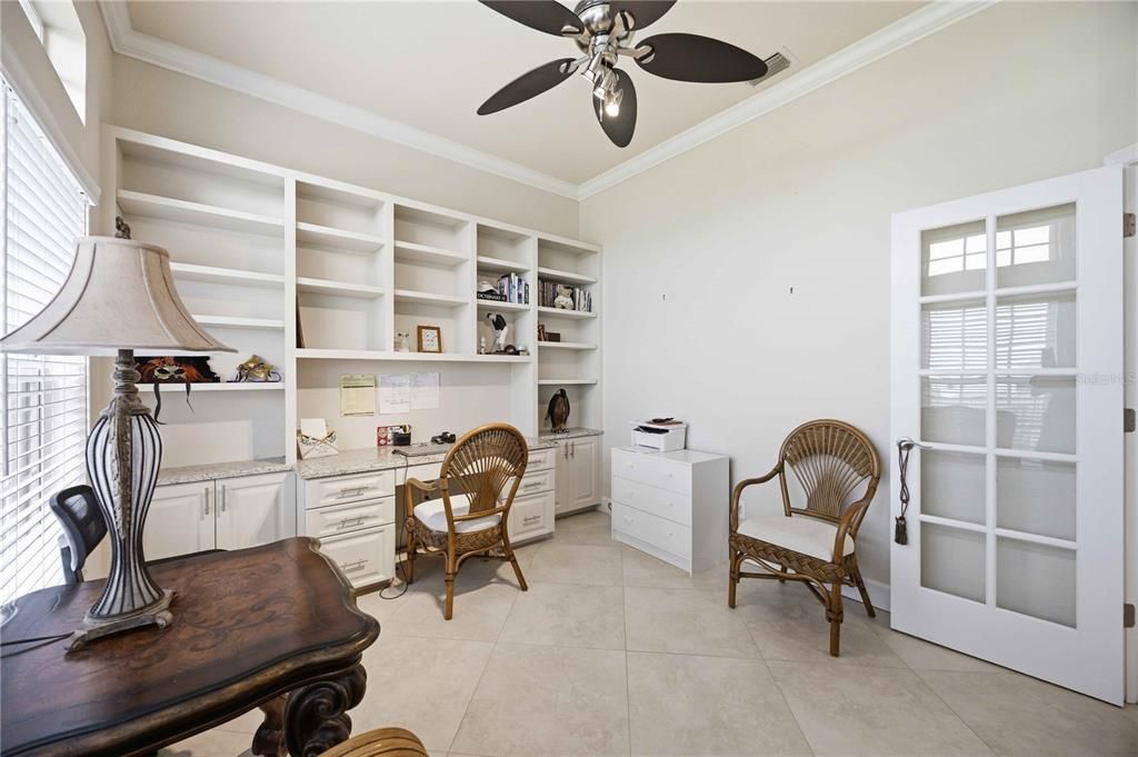 For Sale: $439,900 (3 beds, 2 baths, 2085 Square Feet)