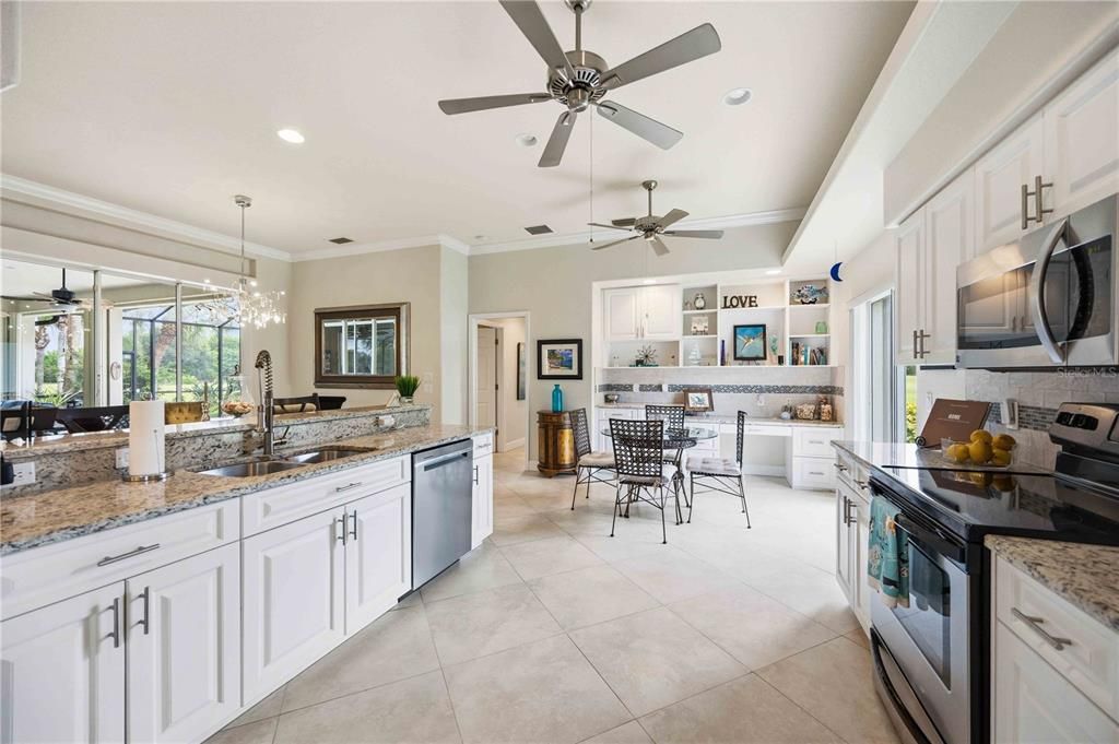 For Sale: $439,900 (3 beds, 2 baths, 2085 Square Feet)