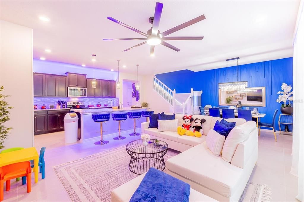 For Sale: $535,000 (5 beds, 4 baths, 2293 Square Feet)