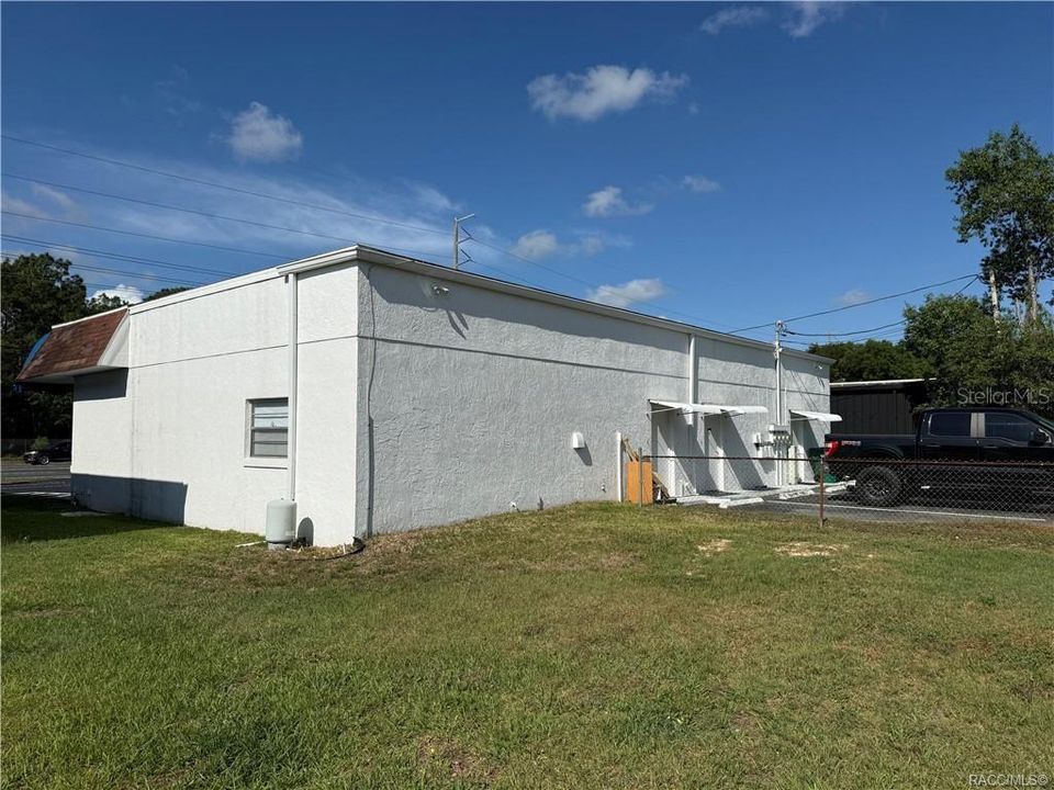 For Sale: $425,000 (0 beds, 0 baths, 2275 Square Feet)
