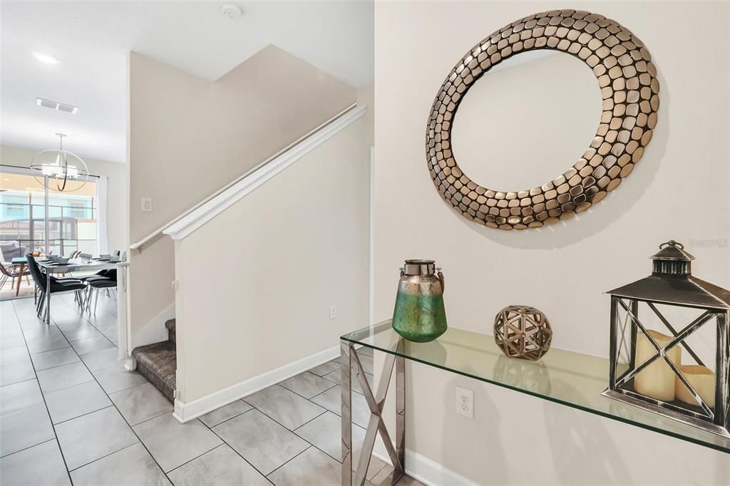 En Venta: $355,000 (4 camas, 3 baños, 1902 Pies cuadrados)
