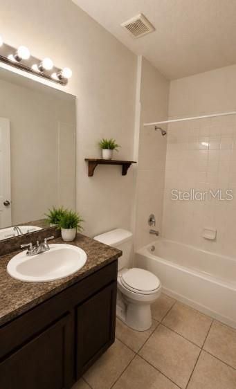 For Sale: $525,000 (6 beds, 0 baths, 2580 Square Feet)