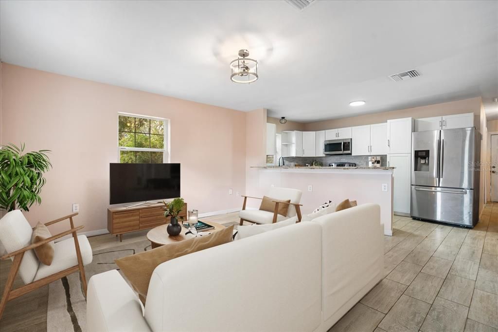 For Sale: $225,000 (2 beds, 1 baths, 1136 Square Feet)