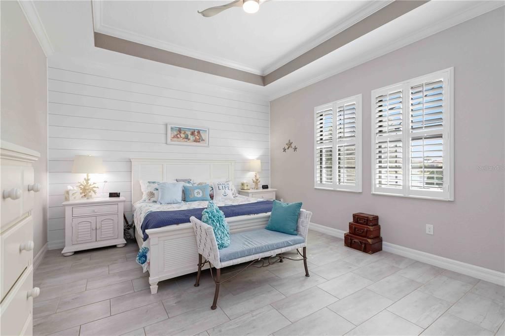 Active With Contract: $5,500 (4 beds, 3 baths, 2717 Square Feet)