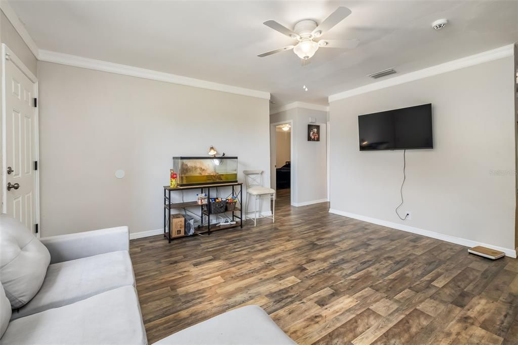 En Venta: $224,999 (3 camas, 2 baños, 1110 Pies cuadrados)