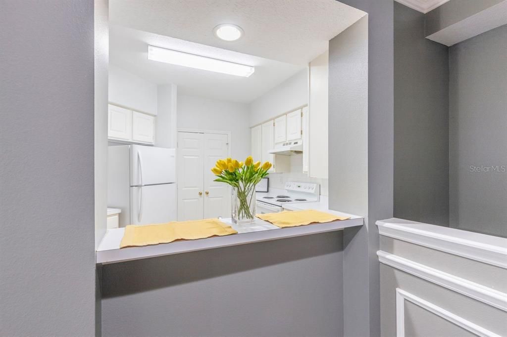 En Venta: $289,000 (1 camas, 1 baños, 964 Pies cuadrados)