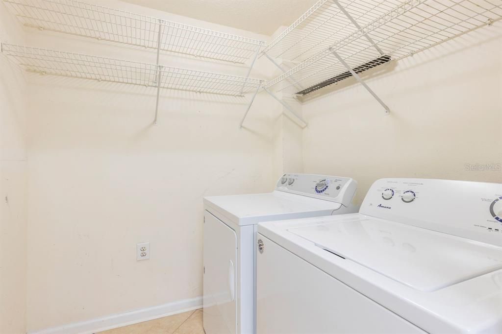 En Venta: $289,000 (1 camas, 1 baños, 964 Pies cuadrados)