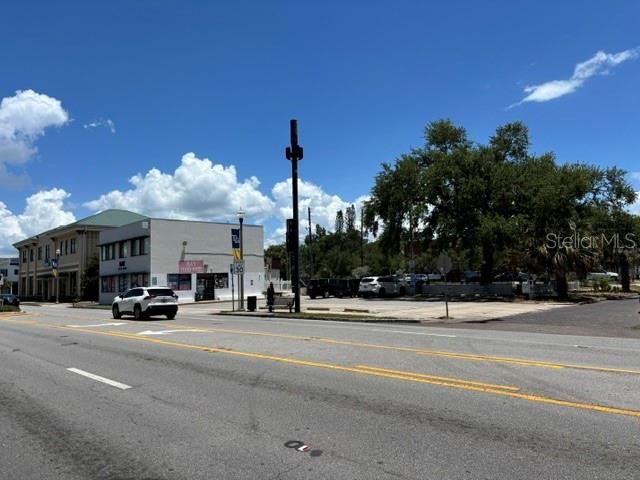 For Sale: $2,899,000 (0.33 acres)