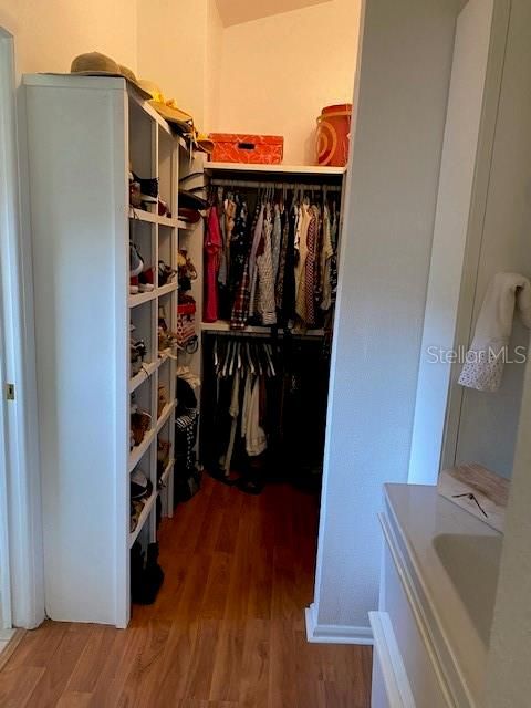 For Rent: $2,340 (3 beds, 2 baths, 1247 Square Feet)