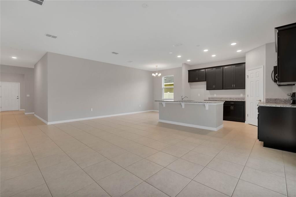 For Sale: $318,990 (4 beds, 3 baths, 2001 Square Feet)