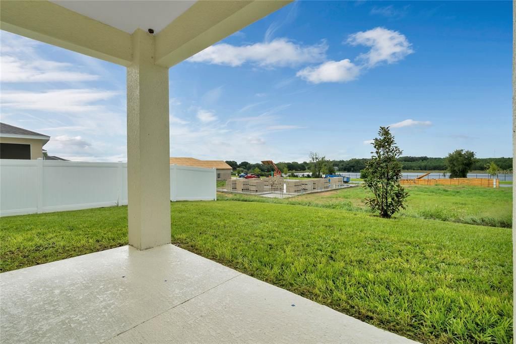 For Sale: $318,990 (4 beds, 3 baths, 2001 Square Feet)