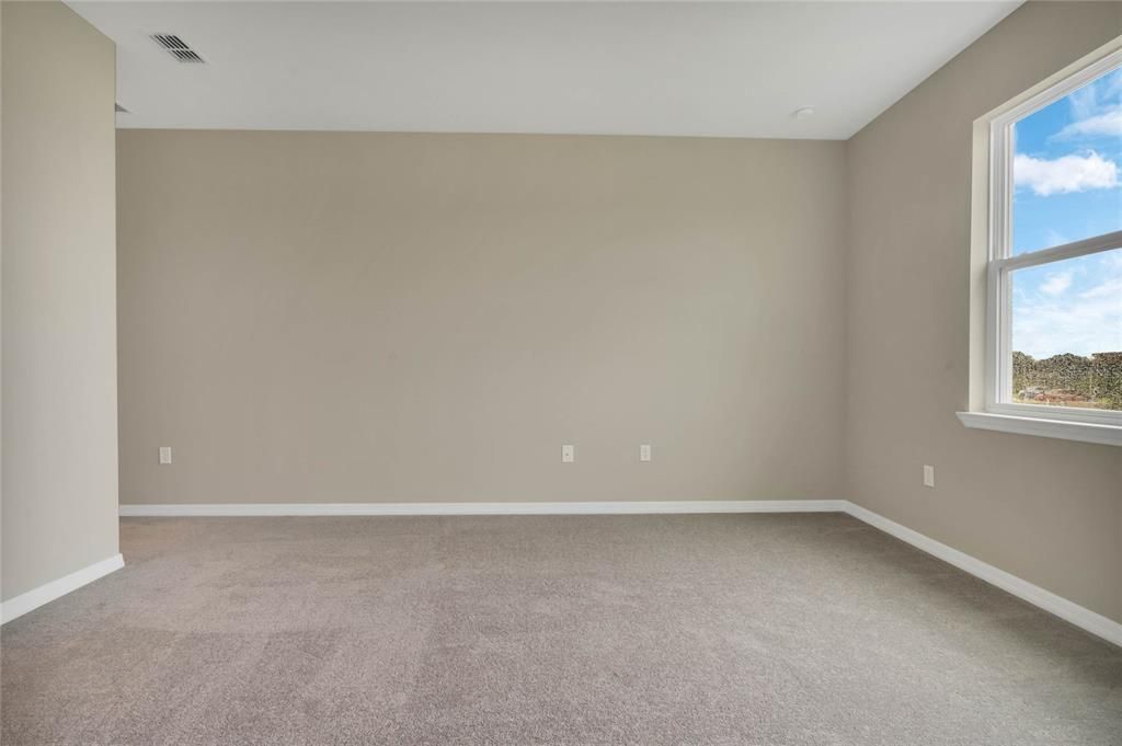 For Sale: $318,990 (4 beds, 3 baths, 2001 Square Feet)