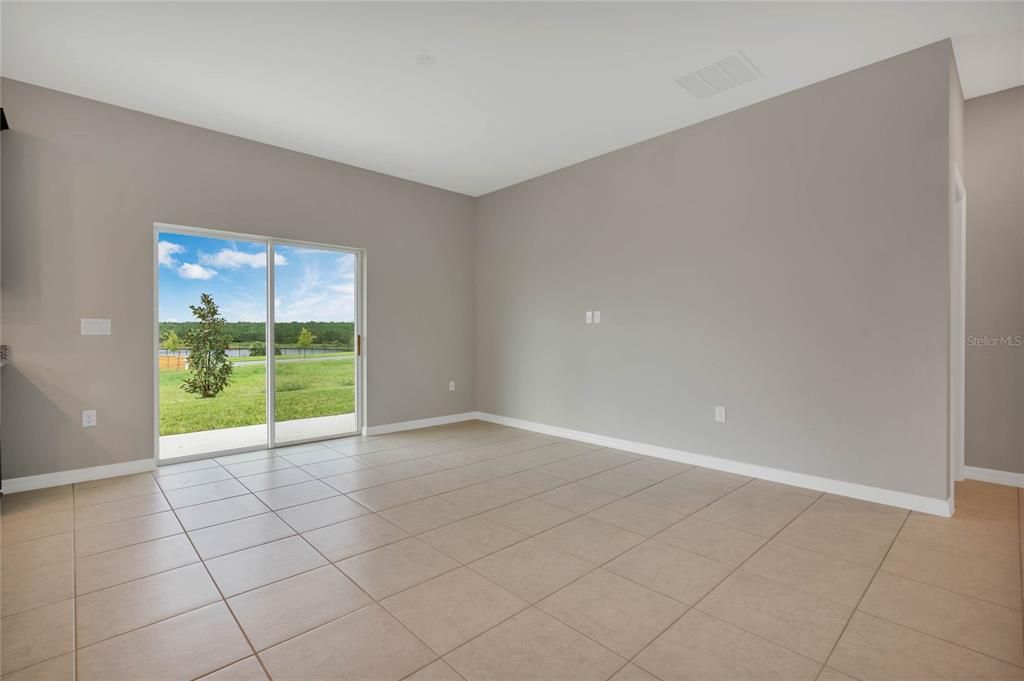 For Sale: $318,990 (4 beds, 3 baths, 2001 Square Feet)