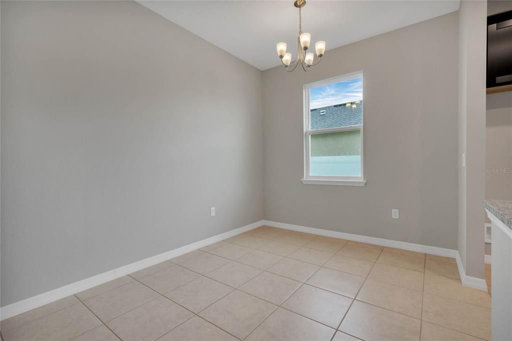For Sale: $318,990 (4 beds, 3 baths, 2001 Square Feet)