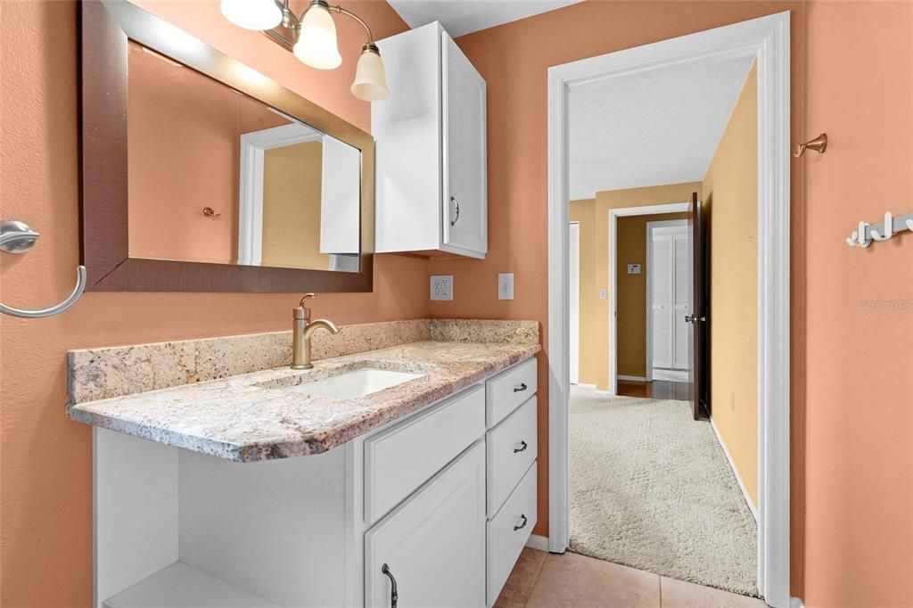 For Sale: $325,000 (2 beds, 2 baths, 1345 Square Feet)