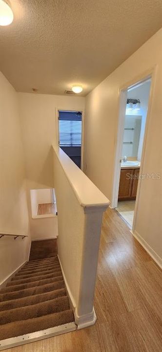 For Sale: $240,000 (2 beds, 1 baths, 1146 Square Feet)