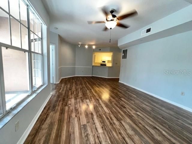 For Rent: $1,699 (2 beds, 2 baths, 1126 Square Feet)