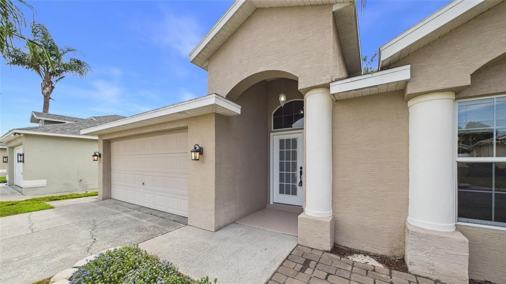 For Rent: $2,200 (3 beds, 2 baths, 1579 Square Feet)