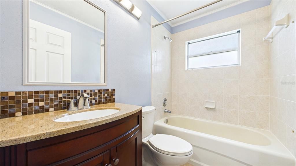 For Rent: $2,200 (3 beds, 2 baths, 1579 Square Feet)