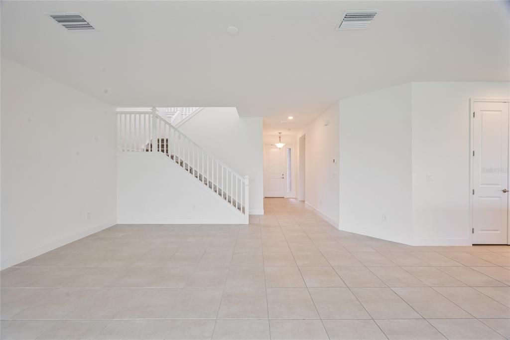 For Sale: $599,000 (5 beds, 4 baths, 3251 Square Feet)