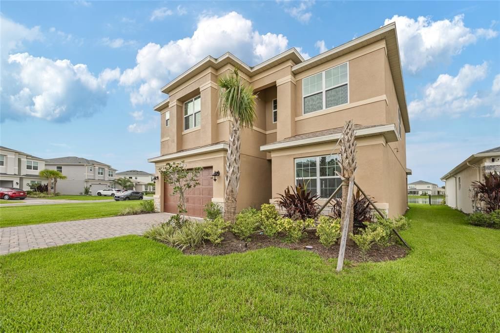 For Sale: $599,000 (5 beds, 4 baths, 3251 Square Feet)