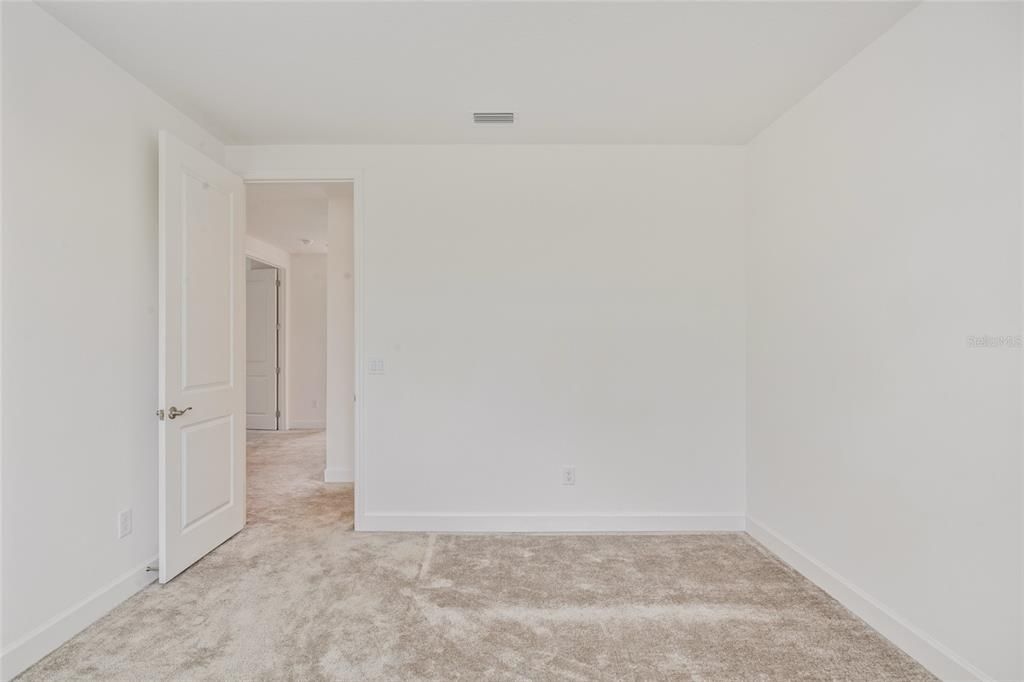 For Sale: $599,000 (5 beds, 4 baths, 3251 Square Feet)