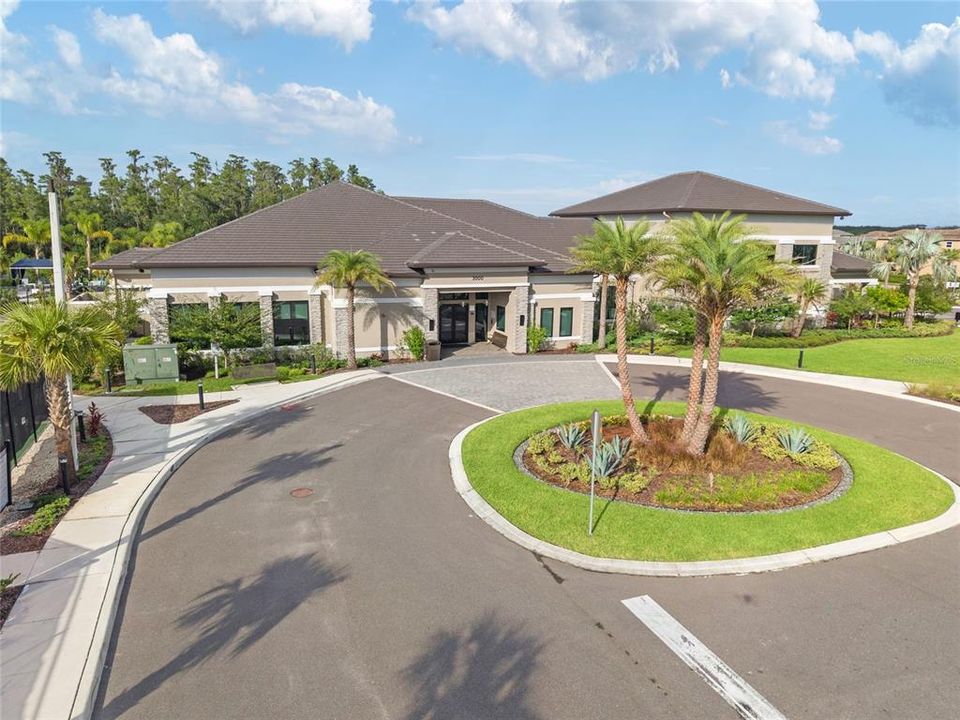 For Sale: $599,000 (5 beds, 4 baths, 3251 Square Feet)
