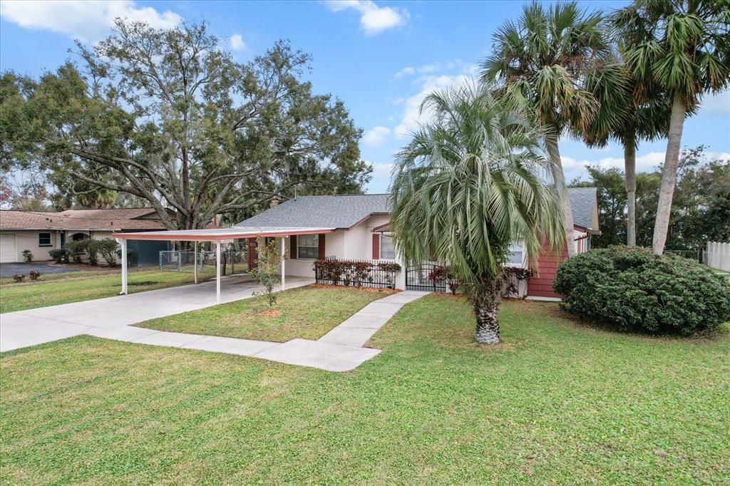 For Sale: $298,000 (3 beds, 2 baths, 1952 Square Feet)