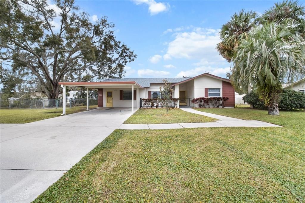 For Sale: $298,000 (3 beds, 2 baths, 1952 Square Feet)