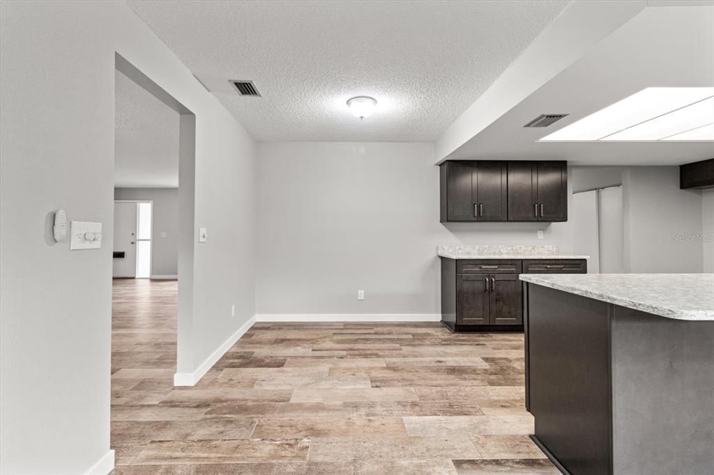 For Sale: $298,000 (3 beds, 2 baths, 1952 Square Feet)